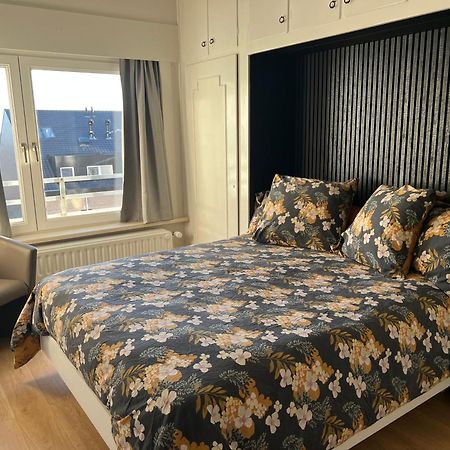 Ruim Appartement Met Zeezicht 布兰肯贝赫 外观 照片