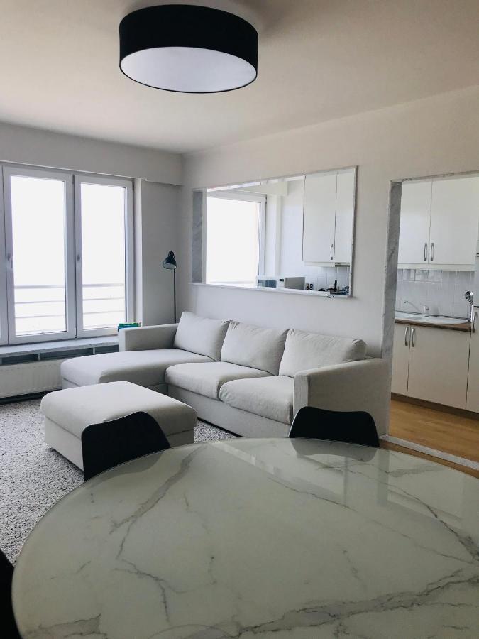 Ruim Appartement Met Zeezicht 布兰肯贝赫 外观 照片